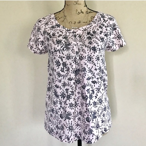 •Portrait of a Girl• floral silk blend top {C22} - Picture 3 of 7